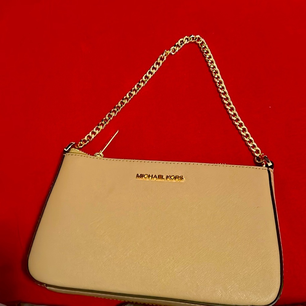 Michael Kors New never been used handbag